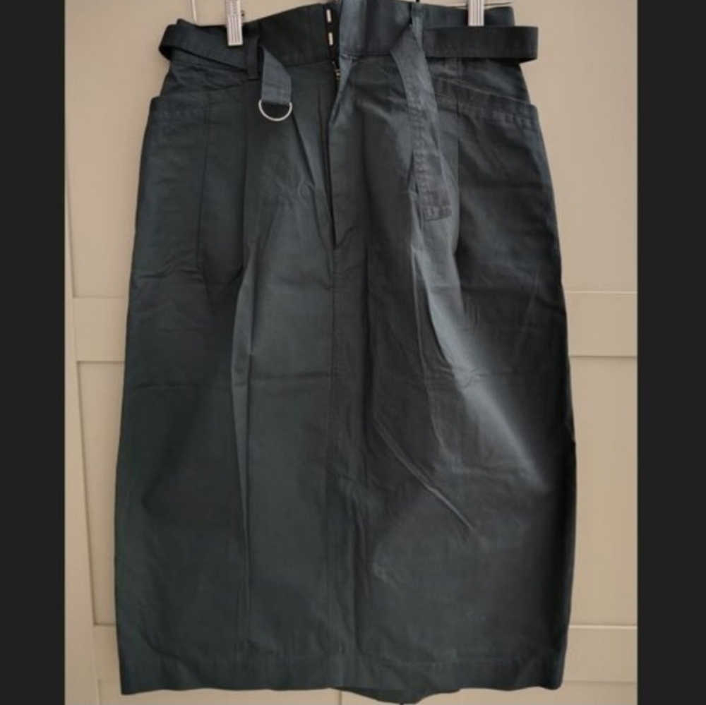 Uniqlo Black High-Waist Belted Midi Skirt